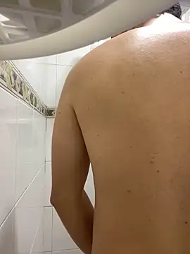 DanielGomez9 online show from 12.26.24