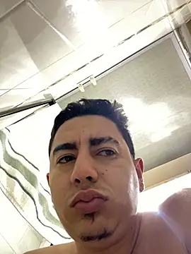 DanielGomez9 online show from 02.18.25