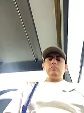 DanielGomez9 online show from 03.19.25