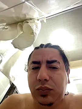 DanielGomez9 online show from 09.18.25