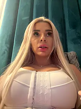 Snapshot of Russian_Ava chatting on 09.29.25 Russian Ava online show from 09.29.25