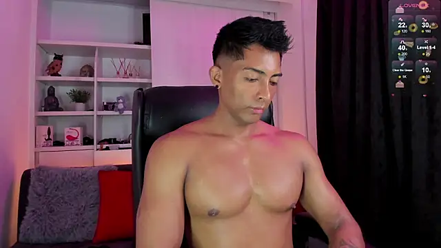 Couple muscle1 online show from 12.21.24