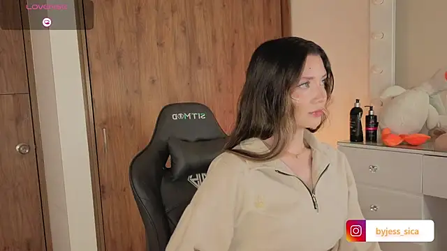 Snapshot of jessy__01 chatting on 10.01.25 jessy 01 online show from 10.01.25