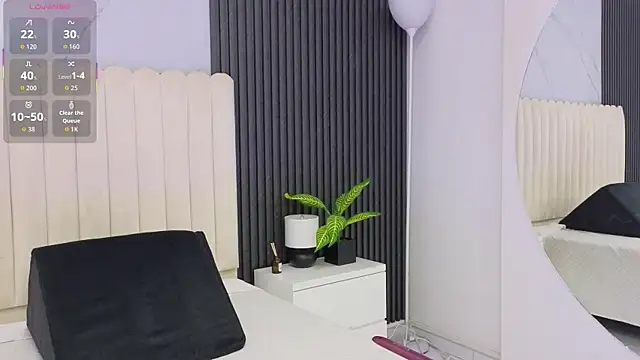 Madiee Rhea online show from 03.23.26