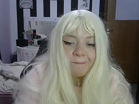 RuthBunny online show from 08.06.26
