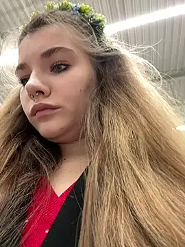 Snapshot of Holy_Tereza chatting on 12.27.24 Holy Tereza online show from 12.27.24