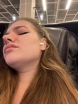 Snapshot of Holy_Tereza chatting on 02.22.26 Holy Tereza online show from 02.22.26