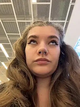 Holy Tereza online show from 04.18.26