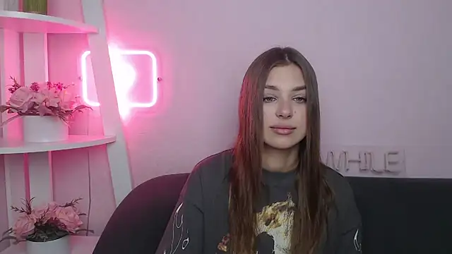 MilanaAngelAs online show from 12.19.25