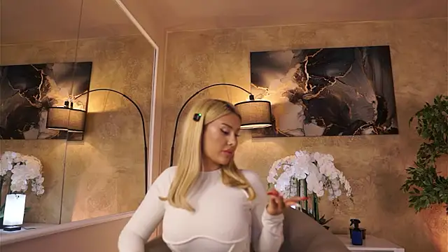 EvaZane online show from 03.05.26