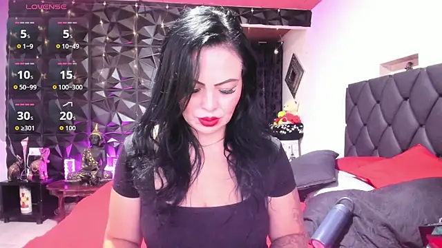 Snapshot of charlottemeyerr chatting on 09.08.25 charlottemeyerr online show from 09.08.25