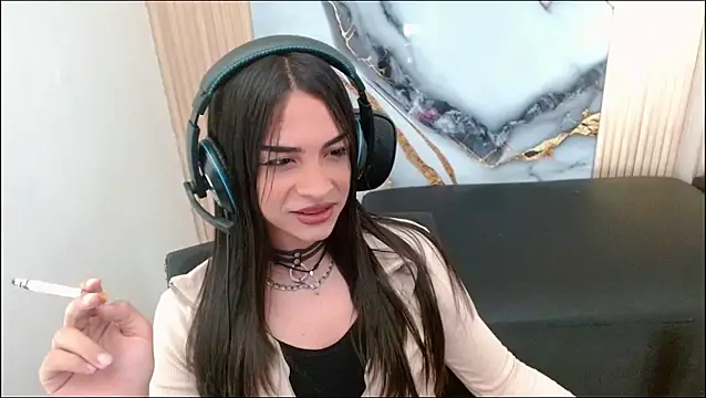 Dollbehavior  online show from 09.20.25