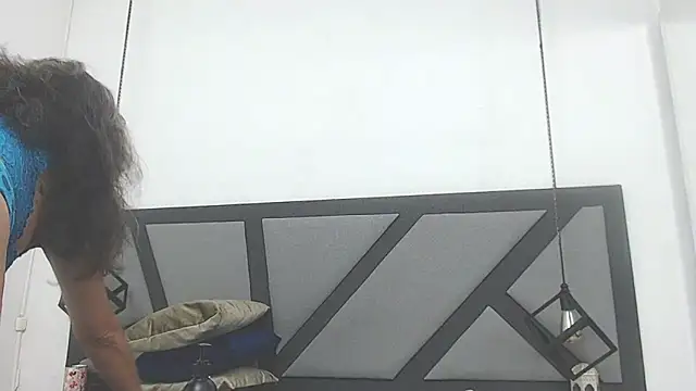 Snapshot of chanel_grant chatting on 02.05.25 chanel grant online show from 02.05.25