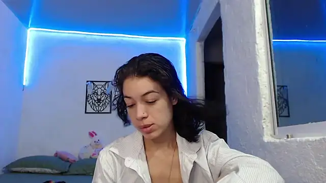 Snapshot of Caribbean_beauty_ chatting on 05.27.26 Caribbean beauty online show from 05.27.26