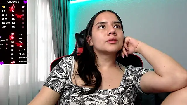 Snapshot of Lexyevans chatting on 12.04.24 Lexyevans online show from 12.04.24