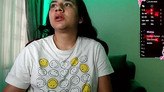 Snapshot of Lexyevans chatting on 02.13.25 Lexyevans online show from 02.13.25