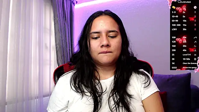 Snapshot of Lexyevans chatting on 02.16.25 Lexyevans online show from 02.16.25