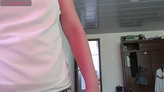 Snapshot of Lexyevans chatting on 09.19.25 Lexyevans online show from 09.19.25