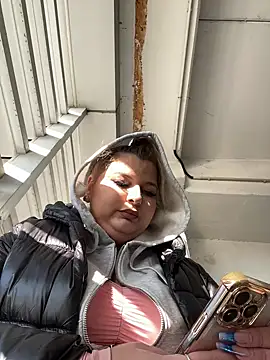 AllysonK online show from 01.18.25