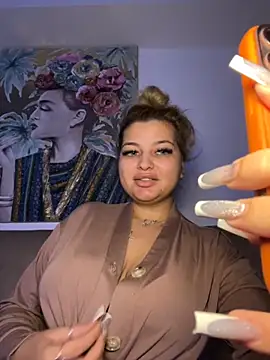 AllysonK online show from 11.26.25