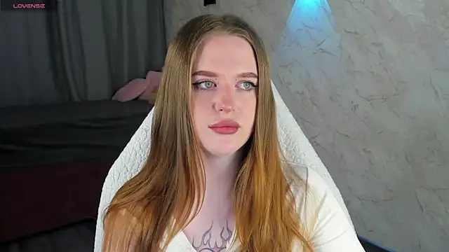 Betany Foks online show from 04.11.26