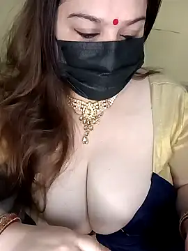 Snapshot of Rupaleesexy chatting on 12.14.24 Rupaleesexy online show from 12.14.24