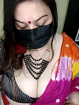 Snapshot of Rupaleesexy chatting on 12.18.24 Rupaleesexy online show from 12.18.24