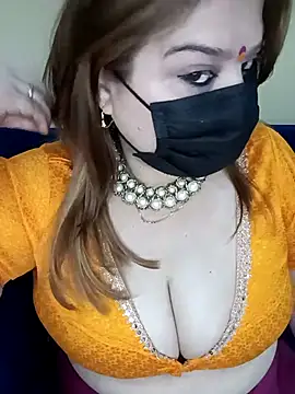 Snapshot of Rupaleesexy chatting on 03.10.25 Rupaleesexy online show from 03.10.25