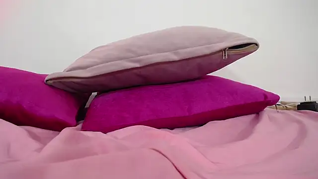 Snapshot of michel_cardona chatting on 01.02.25 michel cardona online show from 01.02.25