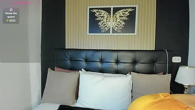 summer night  online show from 03.03.25