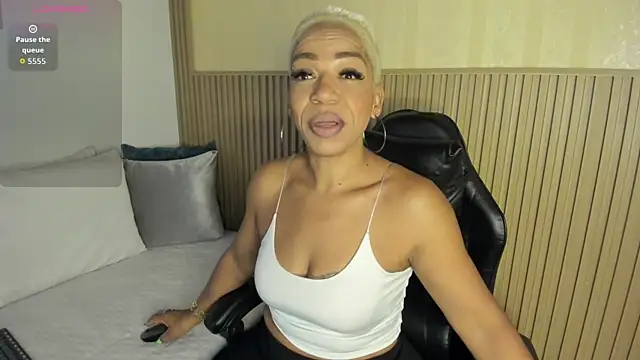 summer night  online show from 09.10.25