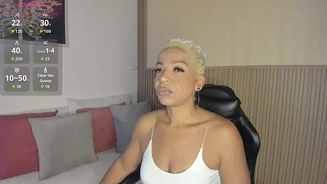 summer night  online show from 11.25.25