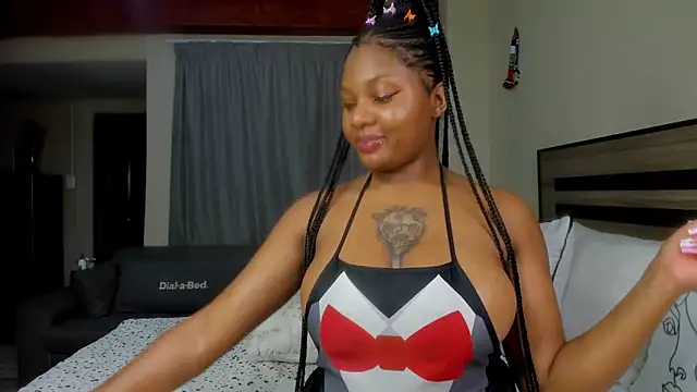 Snapshot of Renee-18 chatting on 01.21.25 Renee-18 online show from 01.21.25