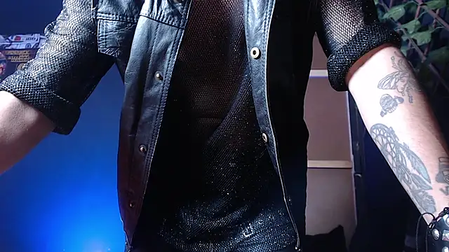 Dicaprioo  online show from 10.14.25