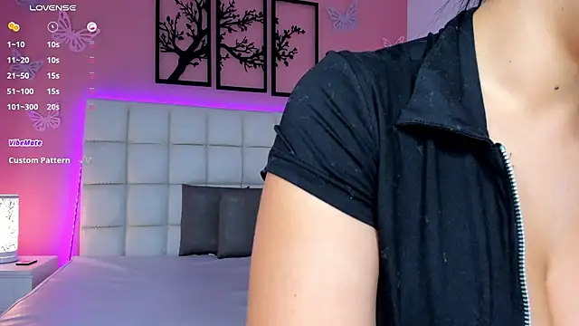 Emily roux online show from 01.04.25