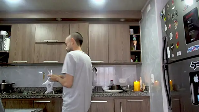 Snapshot of adan_eva960 chatting on 02.27.25 adan eva960 online show from 02.27.25