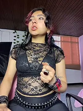 Snapshot of _Gothiccbitch_ chatting on 02.09.25 Gothiccbitch online show from 02.09.25