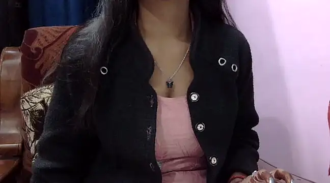 momo lov online show from 01.11.25