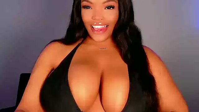 Snapshot of maybabi chatting on 11.26.25 maybabi online show from 11.26.25