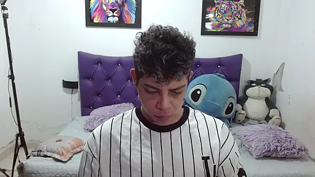 Wiiliam 20 online show from 04.13.26