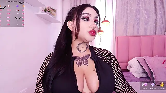 Snapshot of bella-green chatting on 01.29.25 bella-green online show from 01.29.25