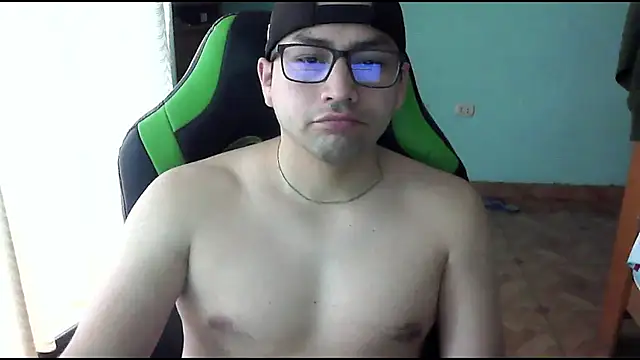 Snapshot of Allen_ibe chatting on 11.23.25 Allen ibe online show from 11.23.25