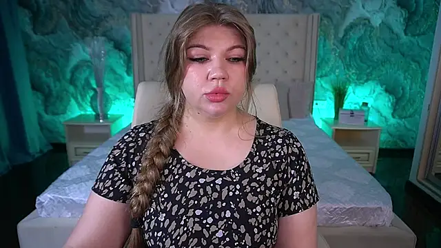 Snapshot of GabbieJay chatting on 06.27.26 GabbieJay online show from 06.27.26