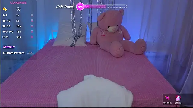 Snapshot of Hayle_Hill chatting on 12.16.25 Hayle Hill online show from 12.16.25