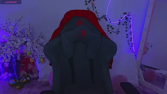 Hayle Hill online show from 04.06.26