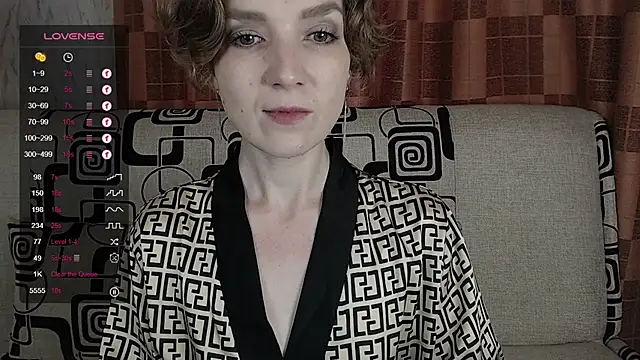 Snapshot of TinaWince chatting on 07.04.26 TinaWince online show from 07.04.26
