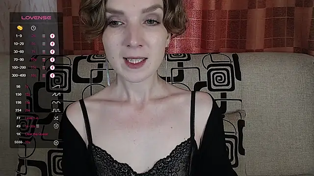 Snapshot of TinaWince chatting on 07.09.26 TinaWince online show from 07.09.26