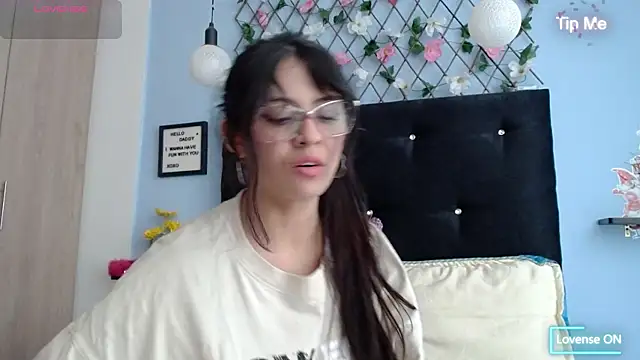 evatits 1 online show from 02.20.25