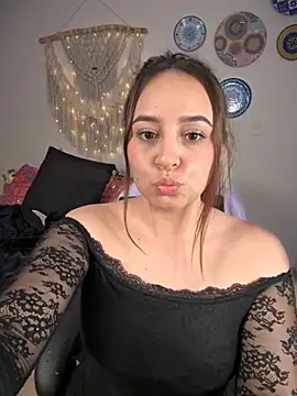 Snapshot of Naughty_arabs chatting on 09.25.25 Naughty arabs online show from 09.25.25