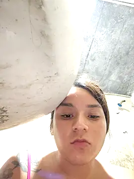 Snapshot of Rommy1028 chatting on 12.03.25 Rommy1028 online show from 12.03.25